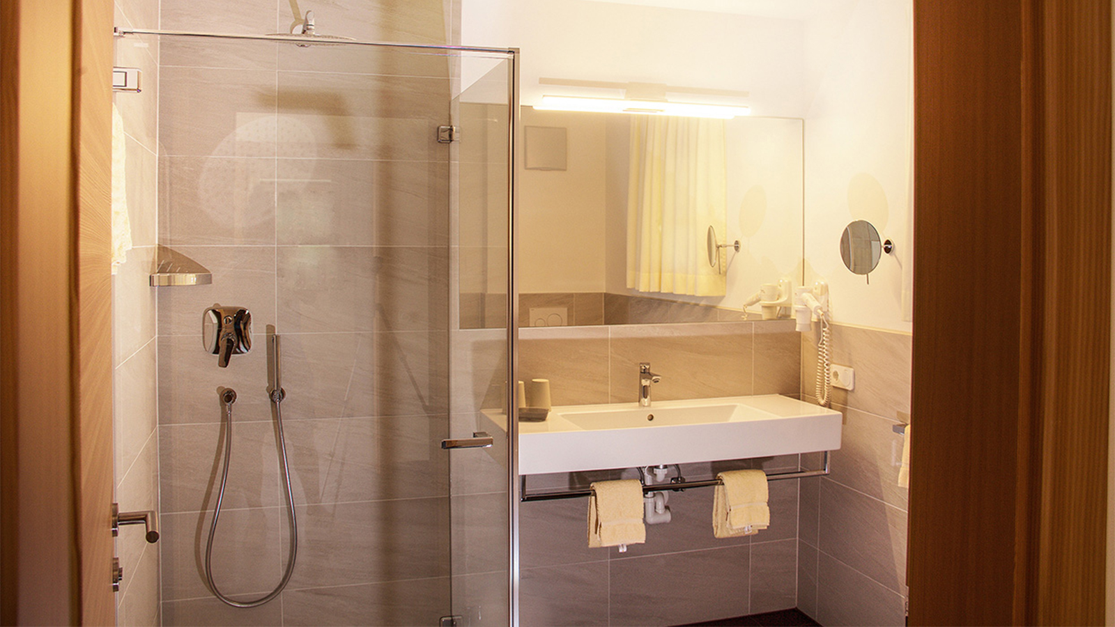 Dettaglio del bagno di uno degli appartamenti del Residence a Fiè allo Sciliar